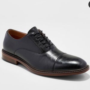 Men’s dress shoes